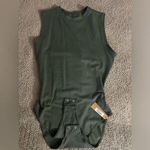 Skims crew neck bodysuit color: deep sea